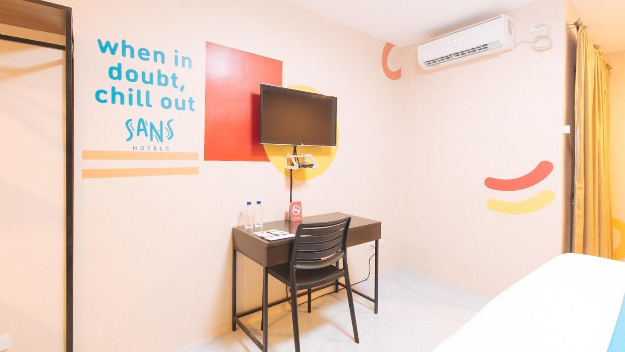 Sans Hotel At Algers Suites Marikina By Reddoorz Bagian luar foto