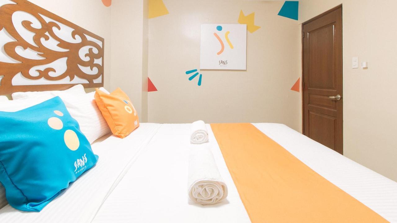 Sans Hotel At Algers Suites Marikina By Reddoorz Bagian luar foto